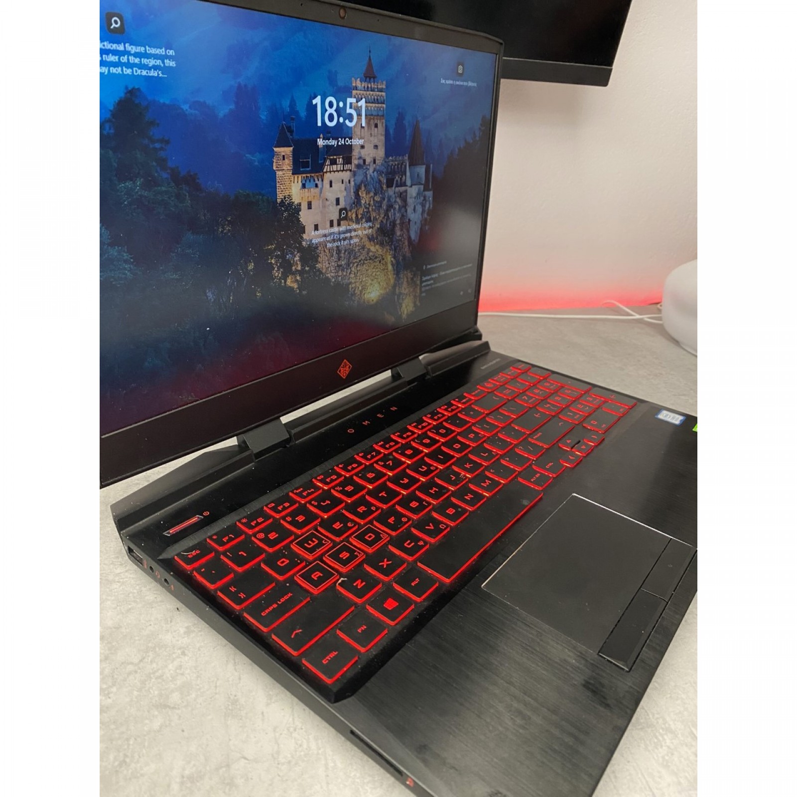 HP OMEN 15-dc1014nv Gaming Laptop